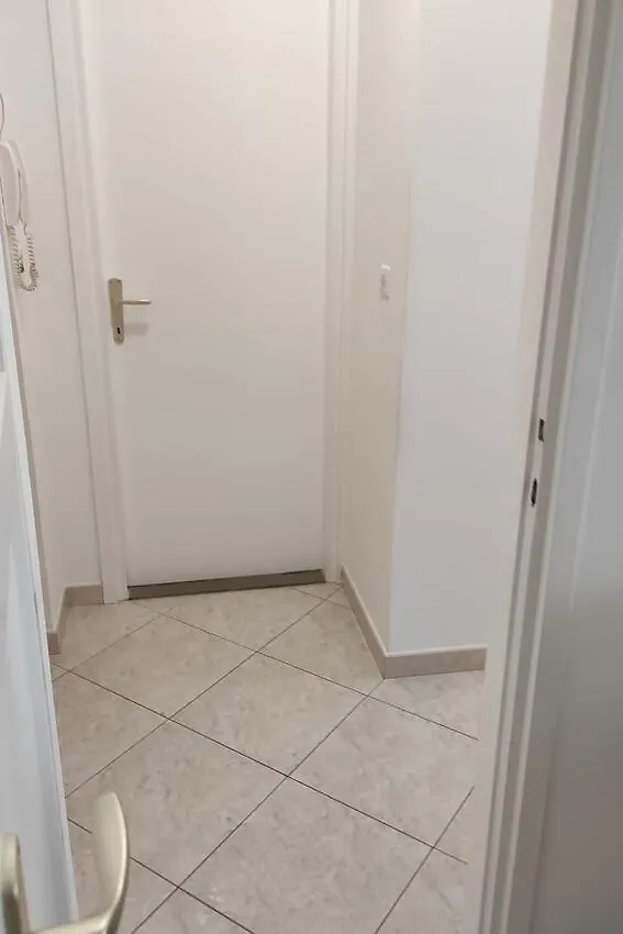 Apartments With Wifi Split - 19928