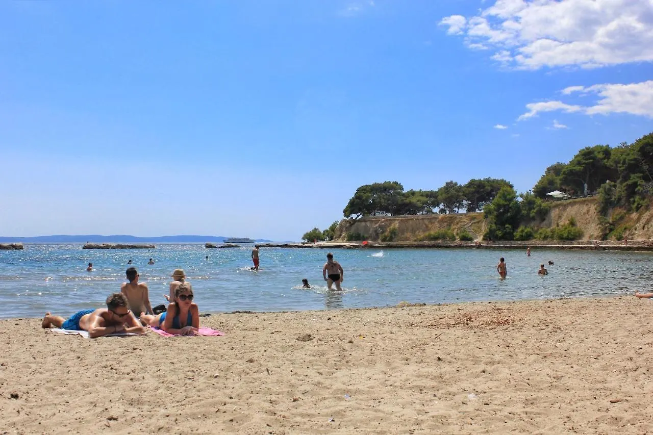Apartments With Wifi Split - 19928 Kroatië